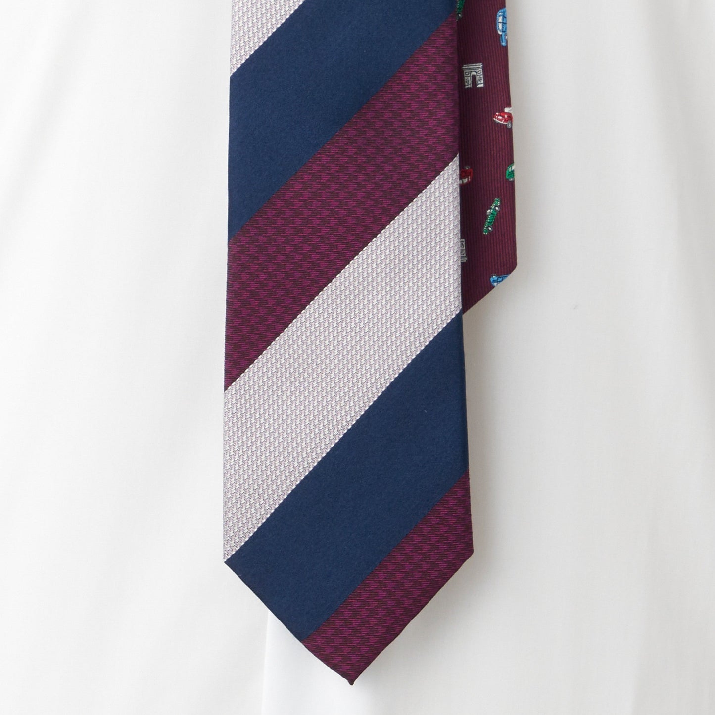 【ネクタイ】TAKEO KIKUCHI ネクタイ タイバーBOXセット 凱旋門・自動車モチーフ