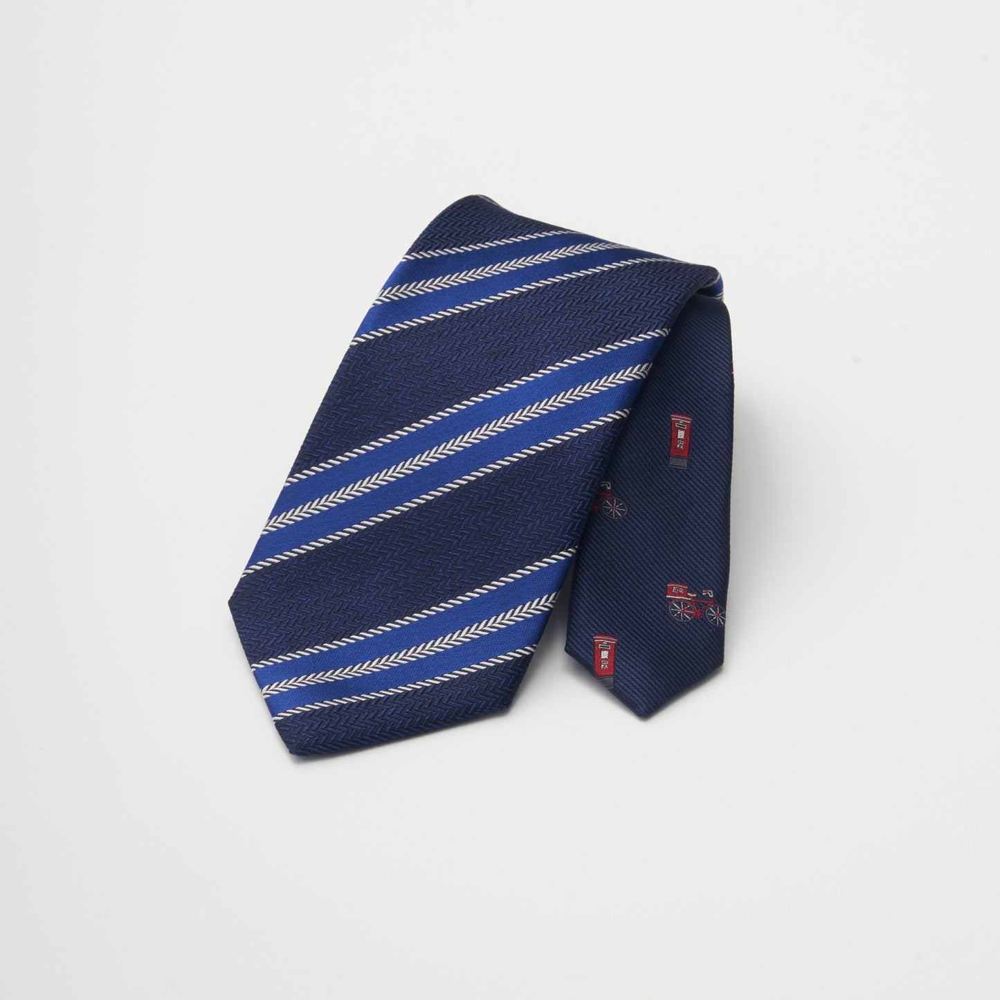 NEW!【ネクタイ】Aquascutum |クレリック ストライプ ロンドンポスト