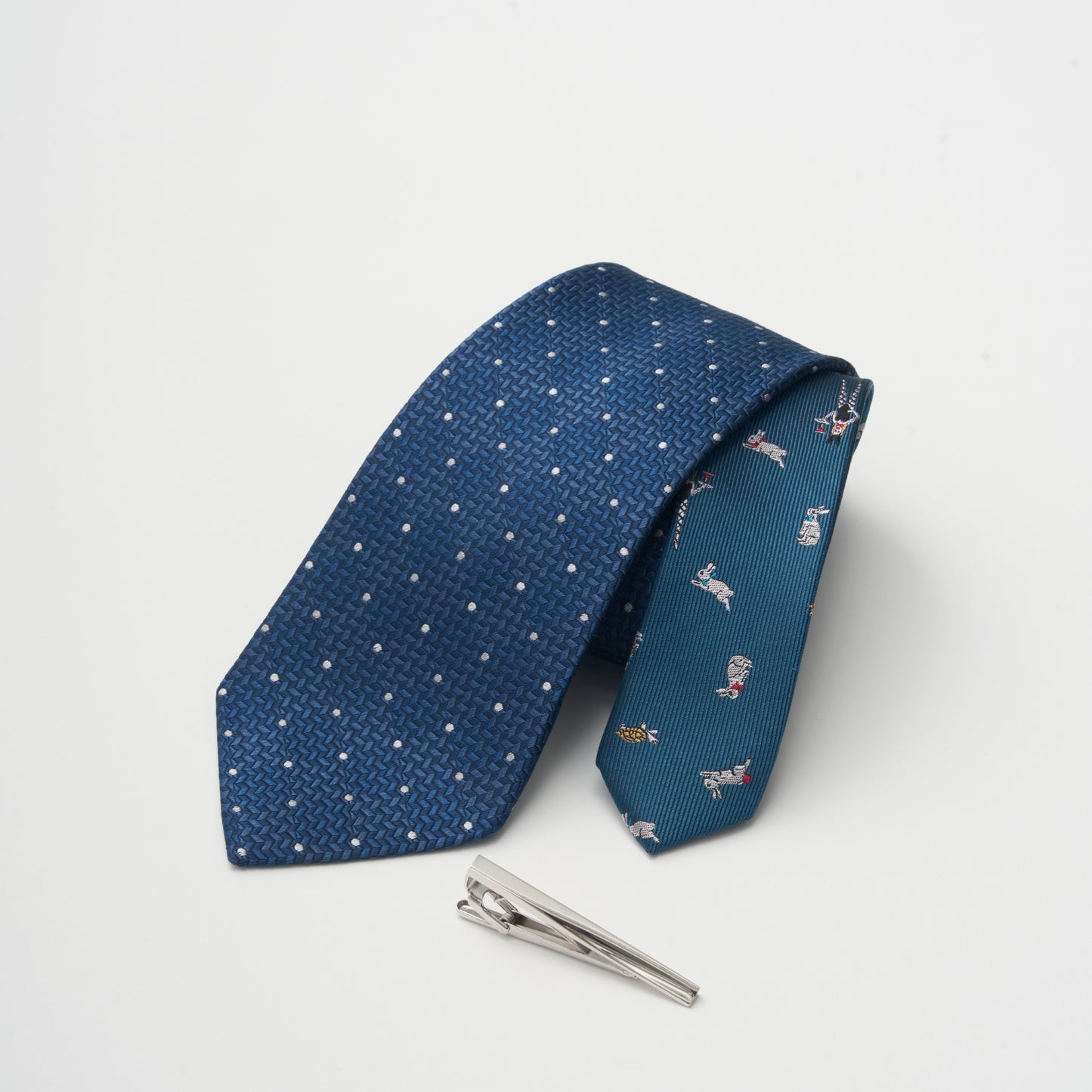 近日入荷!【ネクタイ】TAKEO KIKUCHI |クレリック タイバーBOXセット 犬
