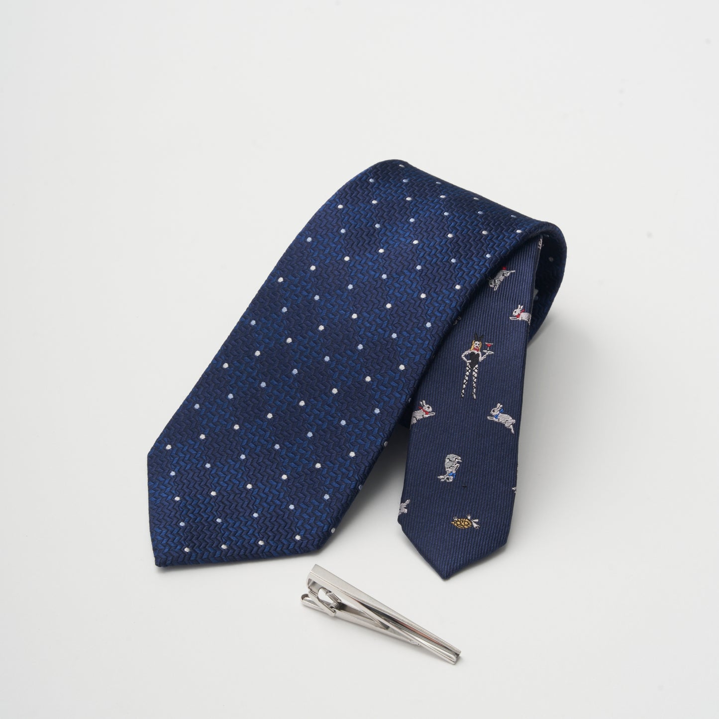 近日入荷!【ネクタイ】TAKEO KIKUCHI |クレリック タイバーBOXセット 犬