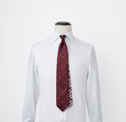 アクアスキュータム 干支モチーフ 馬柄  ワイン 赤 ボルドー