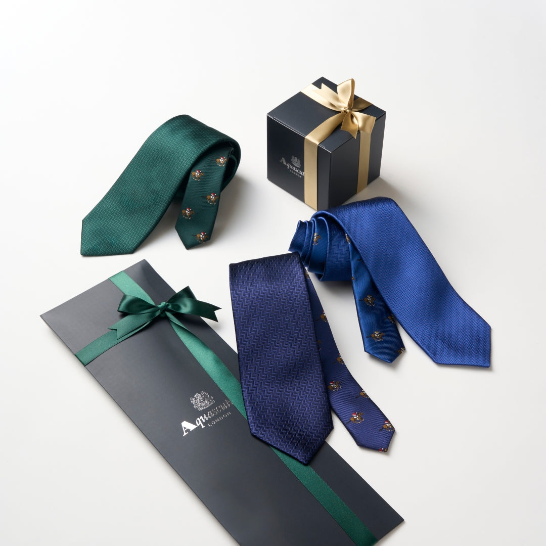 NEW!【ネクタイ】Aquascutum ｜干支馬 ジョッキーモチーフ クレリックタイ