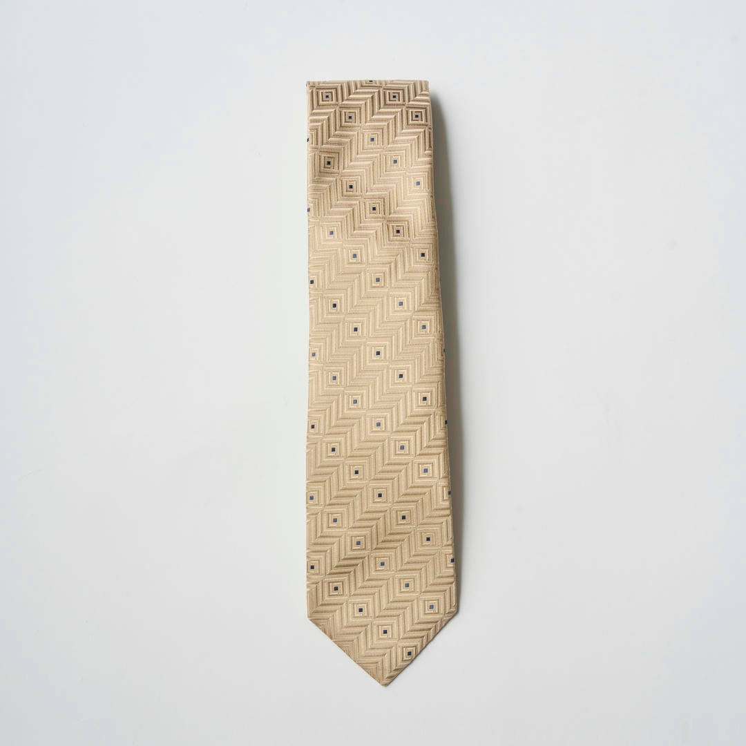 【ネクタイ】D'URBAN｜HACHIOJI ジオメトリック クリーム