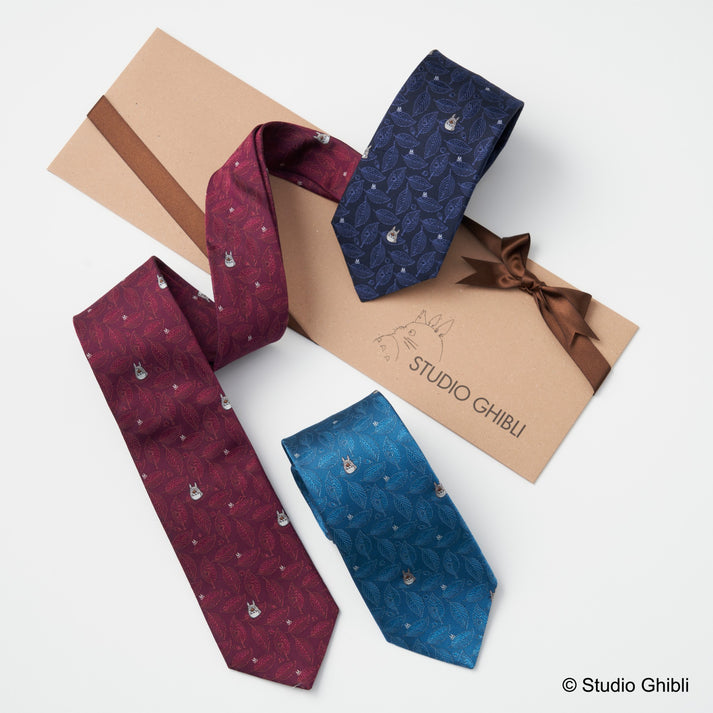 となりのトトロネクタイ（葉っぱかくれんぼ）