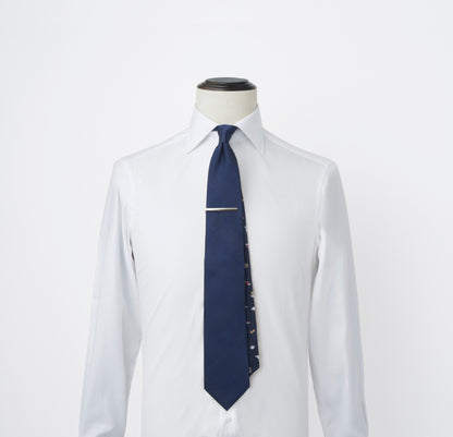 TAKEO KIKUCHI BOXタイバーセット 猫モチーフ ネイビー シャツ着用画