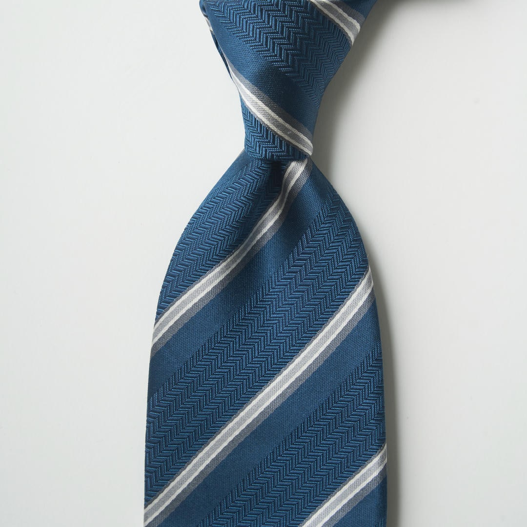 【ネクタイ】TAKEO KIKUCHI｜クレリック ストライプ/メガネ ターコイズ ノットアップ