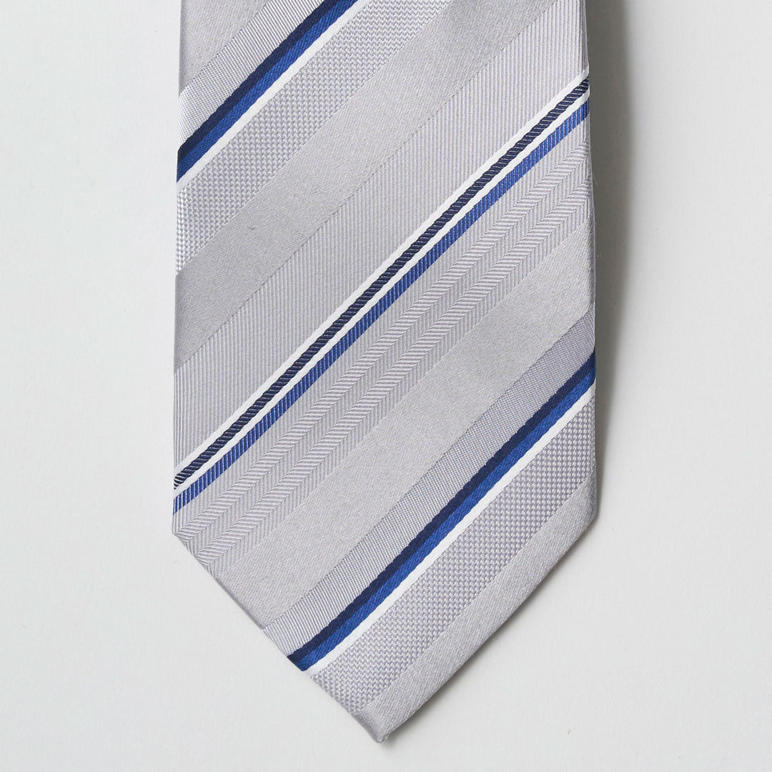 【ネクタイ】TAKEO KIKUCHI｜タイバーシリンダーBOXセット ストライプ シルバー 剣先アップ