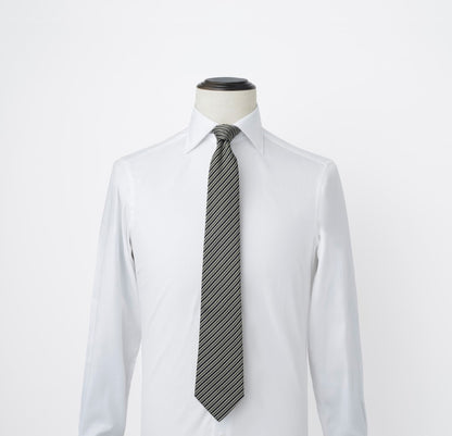 【ネクタイ】EMPORIO ARMANI｜ストライプ カーキ グリーン シャツ着用