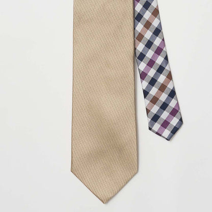 【ネクタイ】Aquascutum ｜175周年企画 ラペルピン BOXセット ギャバジンクラブチェック クレリックタイ カーキ ベージュ 柄アップ