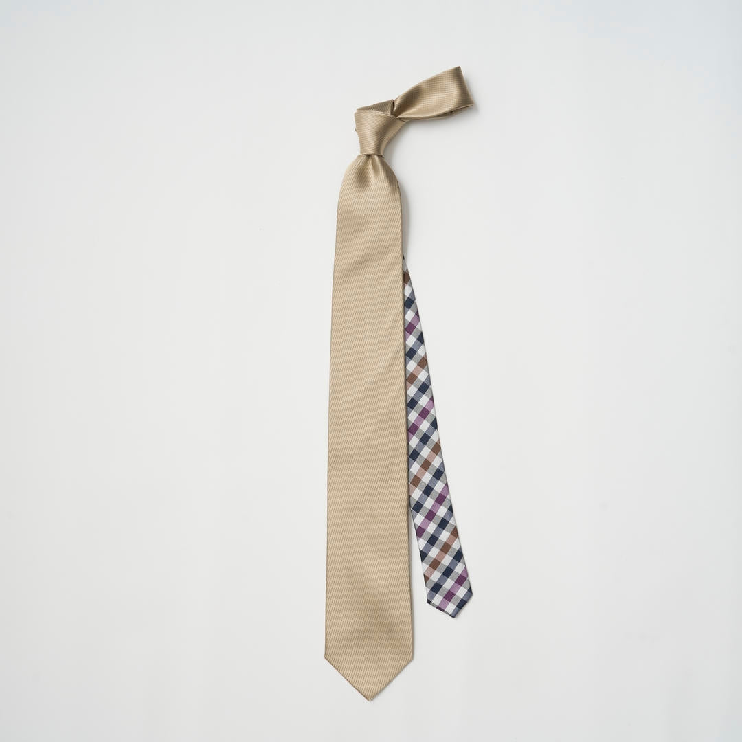 【ネクタイ】Aquascutum ｜175周年企画 ラペルピン BOXセット ギャバジンクラブチェック クレリックタイ カーキ ベージュ