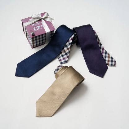 【ネクタイ】Aquascutum ｜175周年企画 ラペルピン BOXセット ギャバジンクラブチェック クレリックタイ 無料ギフトボックス