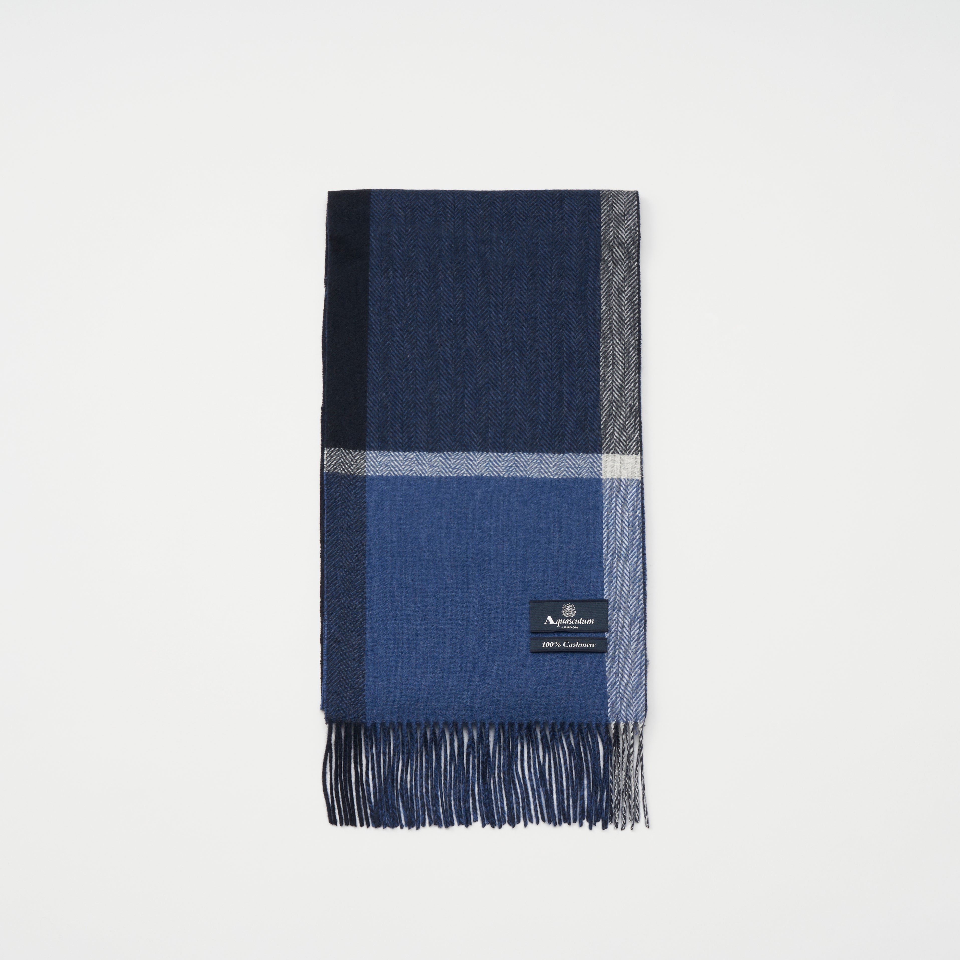 Aquascutum Muffler – DEAR GE YONE