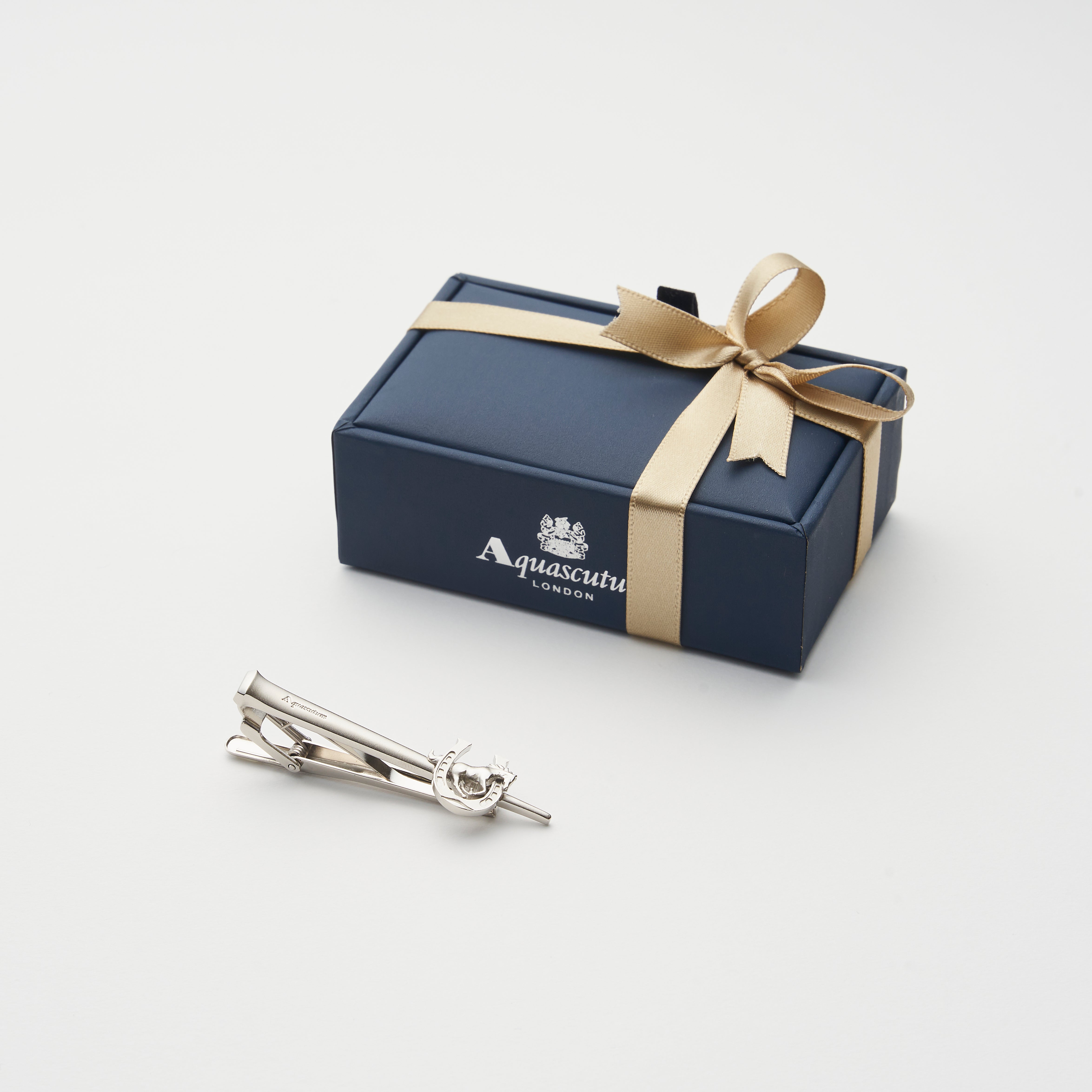 Aquascutum Tiebar Cufflinks DEAR GE YONE