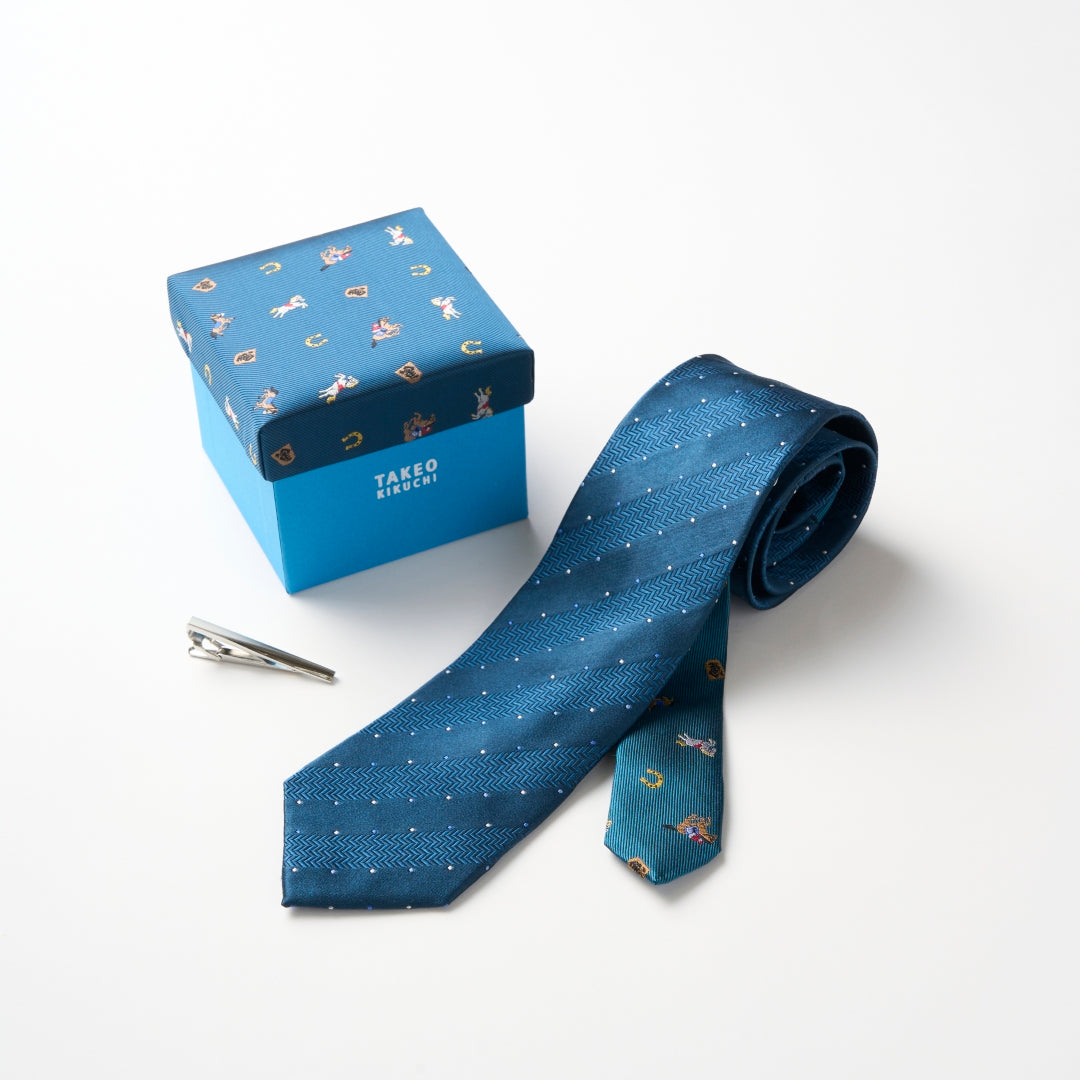 ベーシックなスーツスタイルの男性へ贈るならタケオキクチ ネクタイ